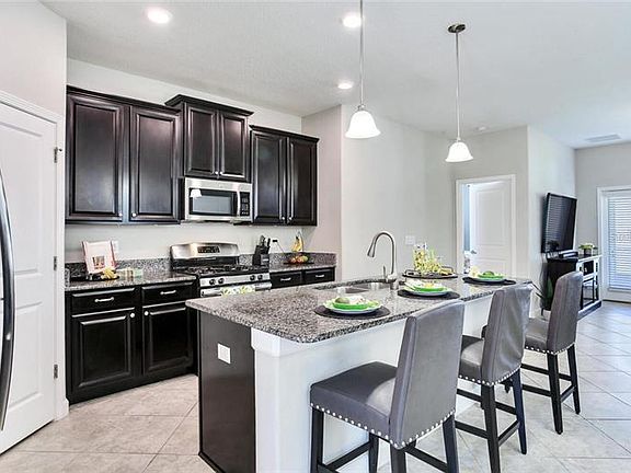 5th image of 1012 Oliveto Verdi Ct