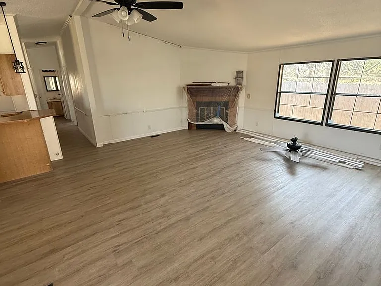 4710 Llano St — Photo 3