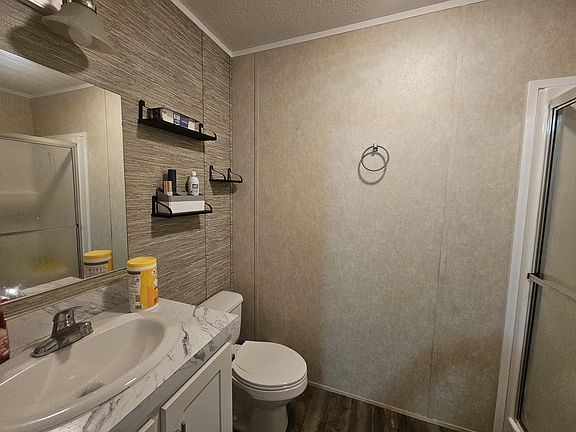 2nd image of 8 Manor Dr