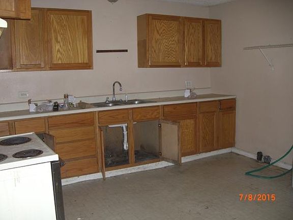 4th image of 1600 S Sterling Ave