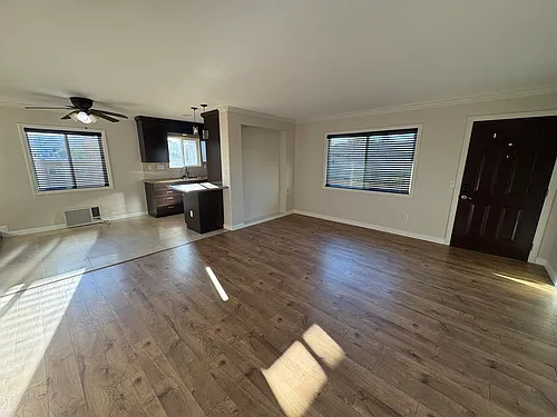 2913 A St #5 Photo 1