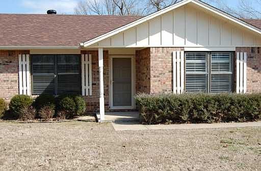 2nd image of 12980 Schoolhouse Dr
