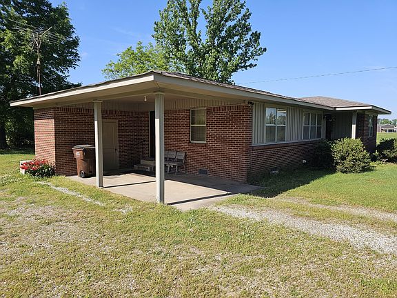 2nd image of 60016 George Pearce Rd