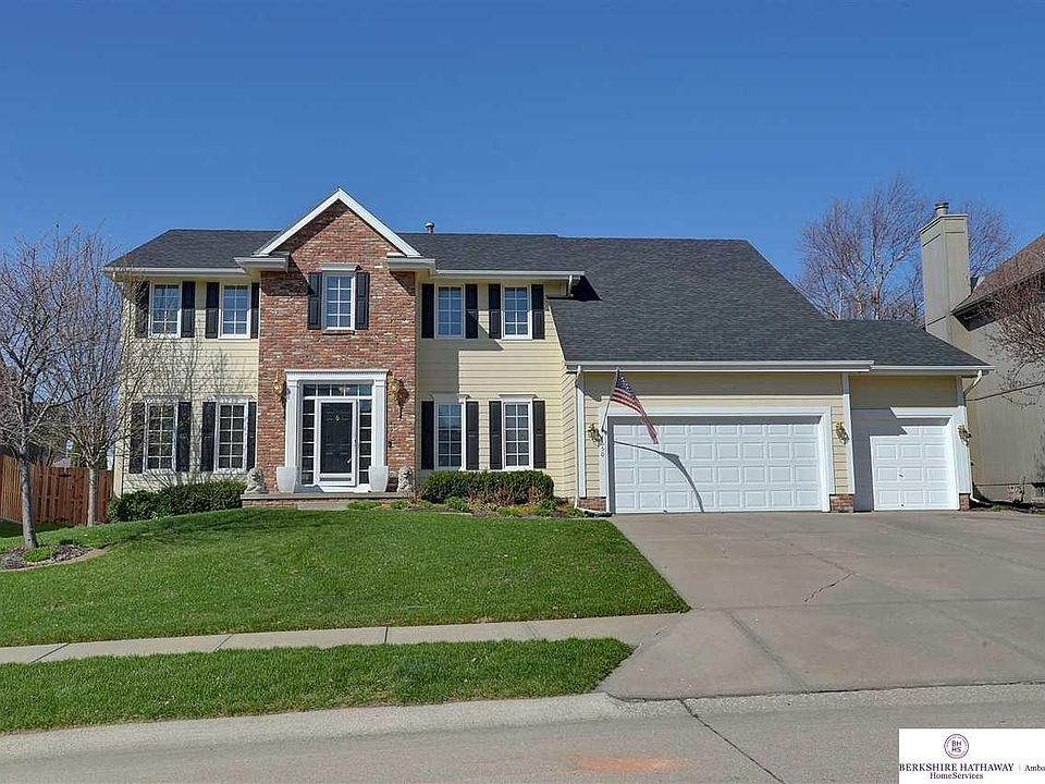 1st image of 4650 N 139th Ave