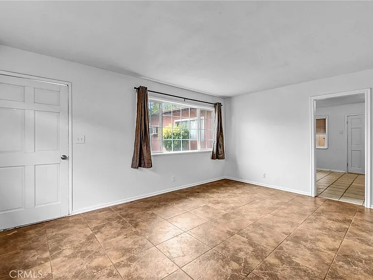 9436 Ramona Ave — Photo 5