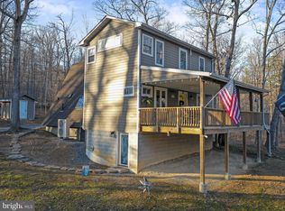 241 Old Oak Ln, Front Royal, VA 22630