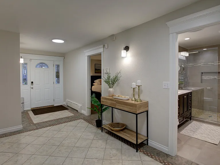 1740 Bel Aire Ave — Photo 11