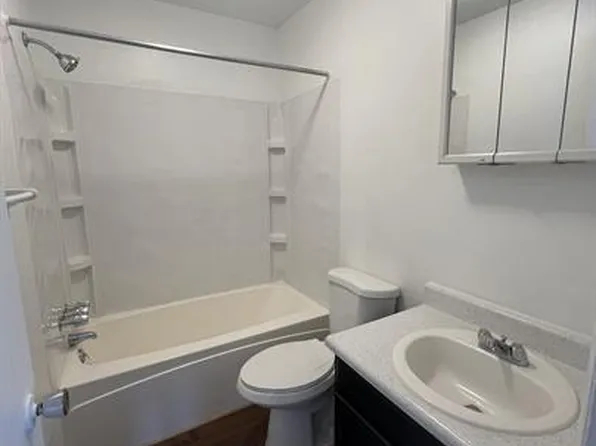 700 S Dewitt Dr #730, Dewitt, MI 48820