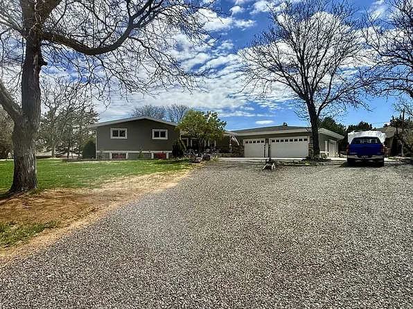 121 Ponderosa Dr, Sterling, CO 80751