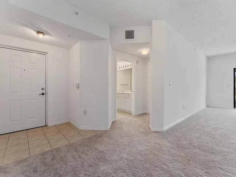 2727 Anzio Ct #301 — Photo 2