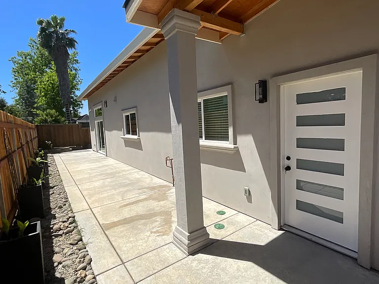6724 Walnut Ave — Photo 6