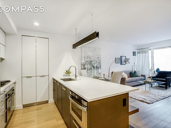 2nd image of 34 N 7th St #2C