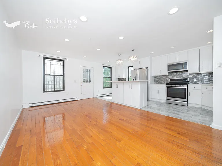 91 Hull St #2L — Photo 2