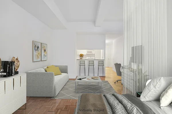 Rented by R New York | media 3