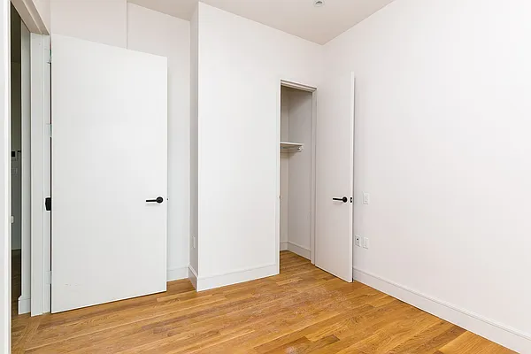 Rented by Nooklyn NYC LLC | media 78