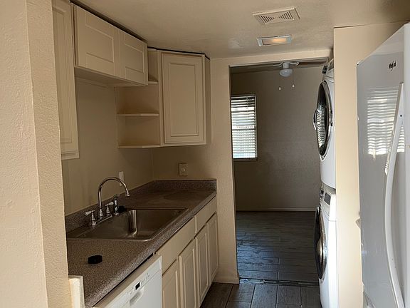 5th image of 7126 N 19th Ave Unit 218