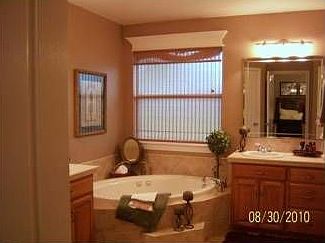 3rd image of 2904 Shady Brook Ln