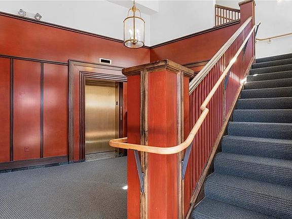 4th image of 101 N Main St Unit 600