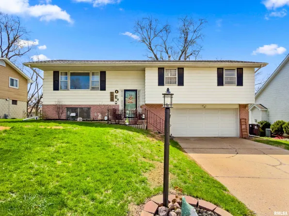 1712 W Pinewood Pl, Peoria, IL 61614