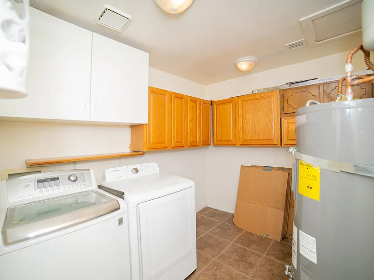 4350 W 17th Ln — Photo 5