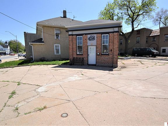 2nd image of 639 Avenue A