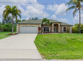 1814 SW 23rd Ct, Cape Coral, FL 33991