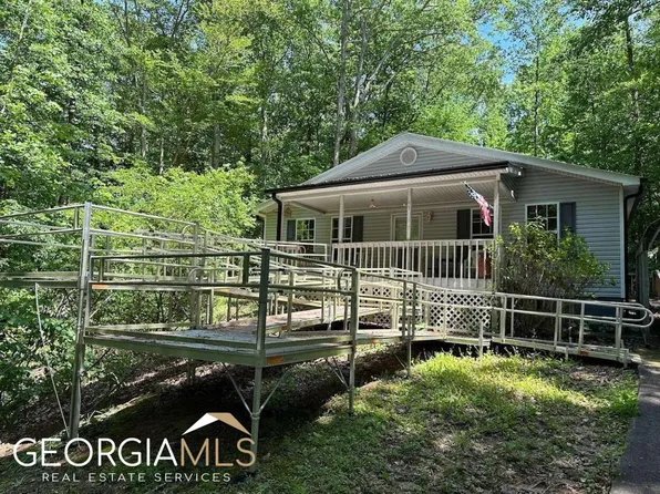 2825 Navajo Cir, Gainesville, GA 30501