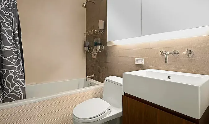 Rented by Oxford Property Group | media 17