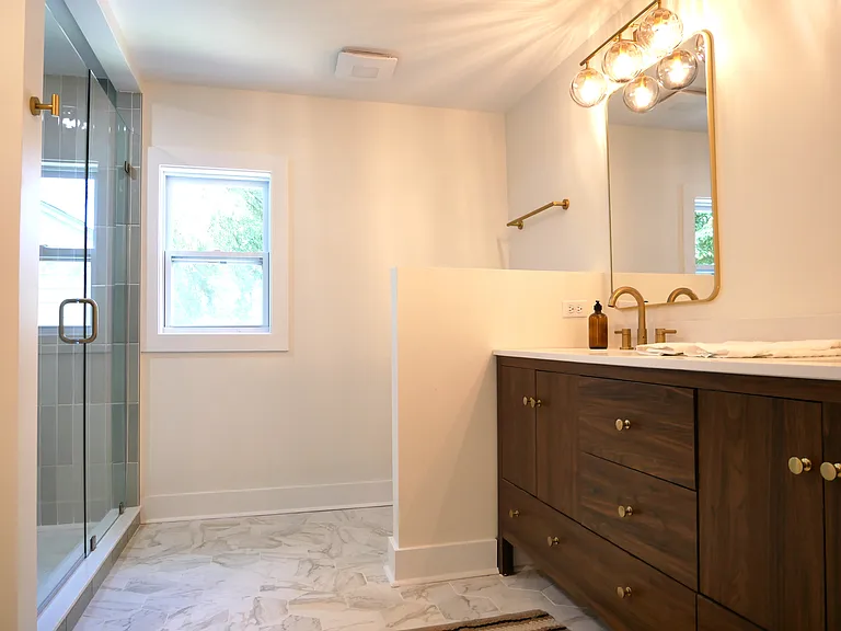 129 Harrington Ave — Photo 22