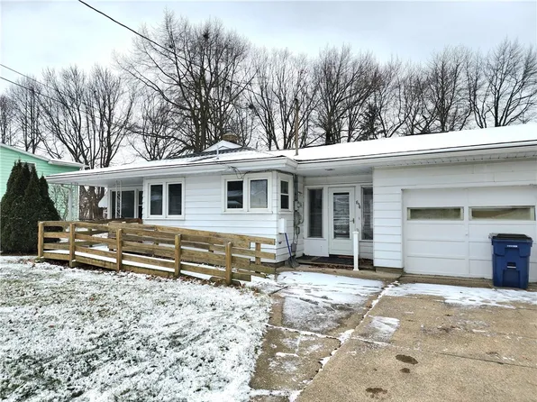 834 Nagle Rd, Erie, PA 16511