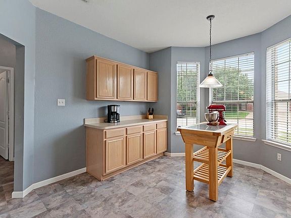 2nd image of 3641 Cattlebaron Dr