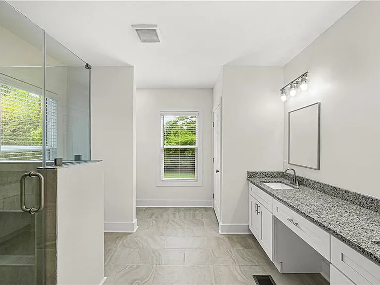 5383 Tilly Mill Rd — Photo 24