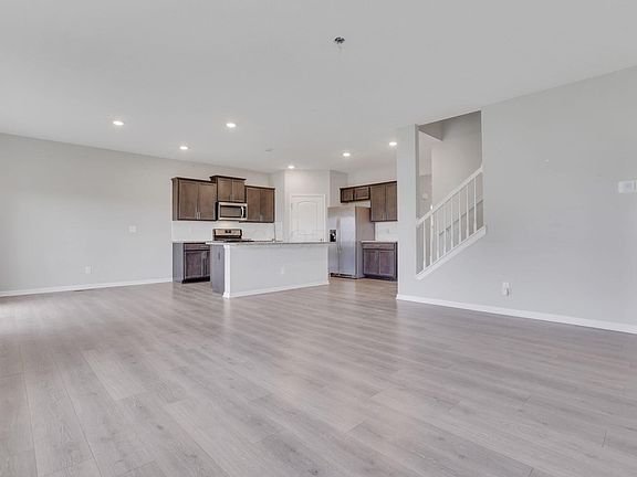 4th image of 600 Timber Valley Dr