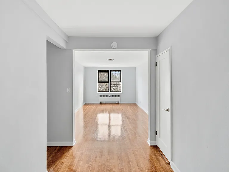 1985 Sedgwick Ave #3E — Photo 3