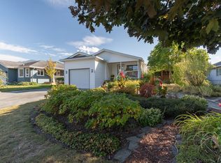 1008 Edgewater Cres, Squamish, BC V8B 0G3