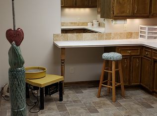 15802 W Oaks, Minnetonka, MN 55345