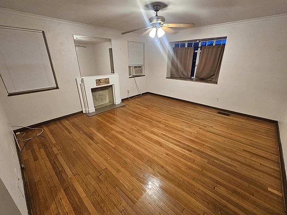 3rd image of 1729 Elmwood Ave APT B