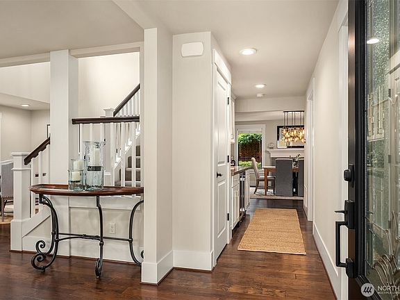 4th image of 1617 216th Avenue NE