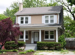 105 Suburban Ct, Lexington, KY 40503