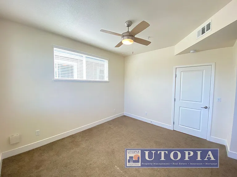 106 Jacobs Ln — Photo 20