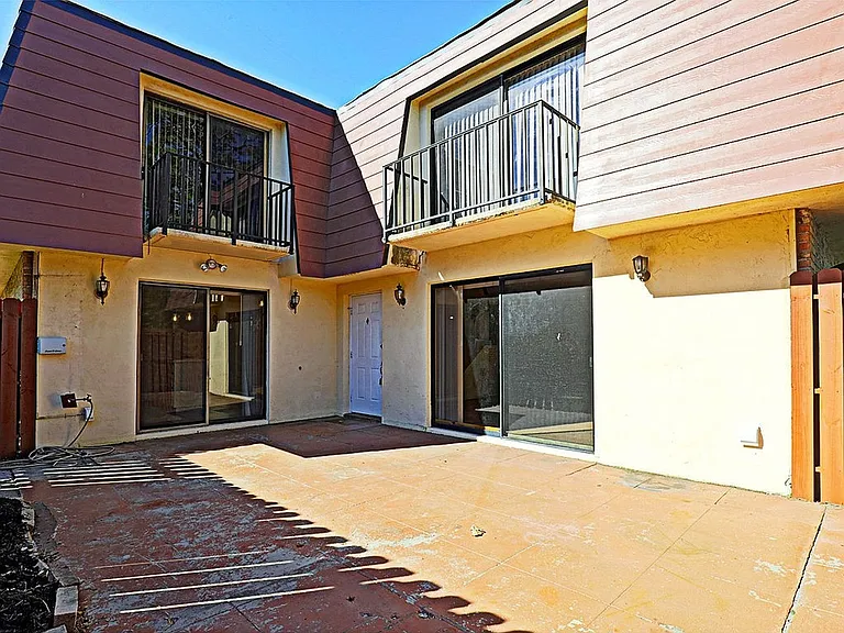 1556 Park Meadows Dr #1 — Photo 4