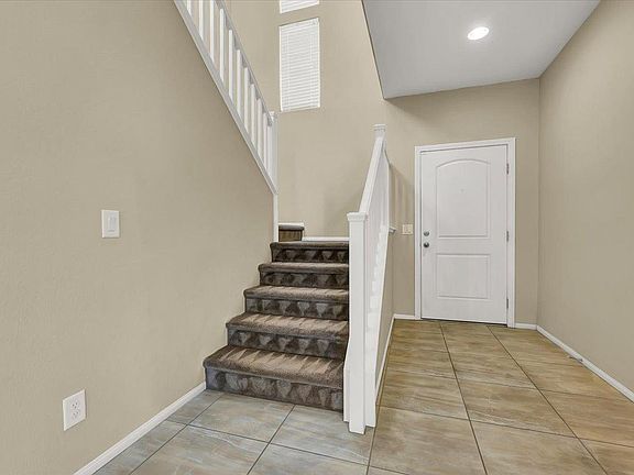 2nd image of 7922 Blue Lake Peak St