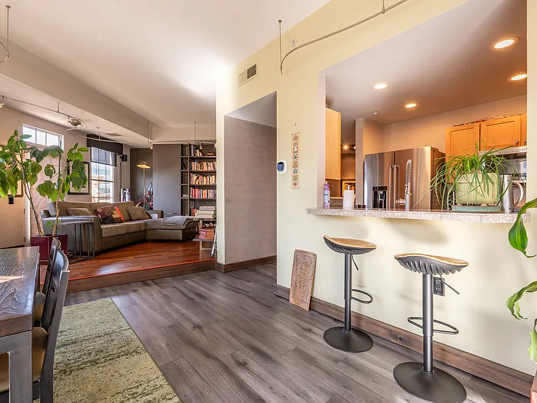 475 W 12th Ave #5A — Photo 37