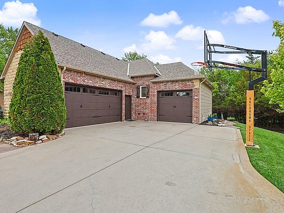 3rd image of 12630 E Zimmerly Ct