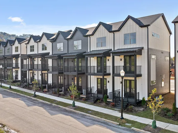 2530 E 18th St, Chattanooga, TN 37404