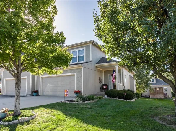 22607 W 72nd Ter, Shawnee, KS 66227