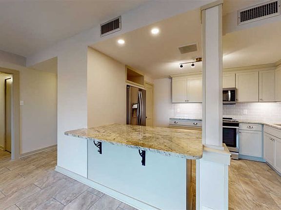 4th image of 475 N Highland St APT 6E