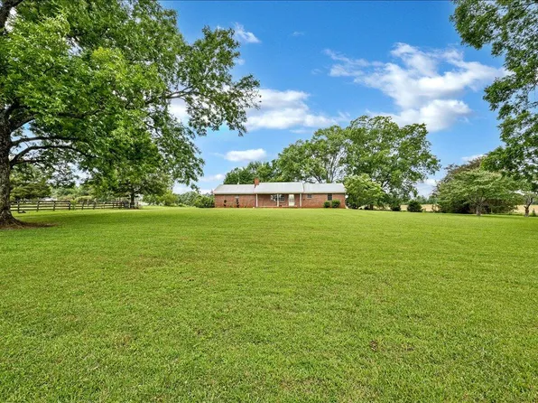 4915 County Road 1223, Falkville, AL 35622