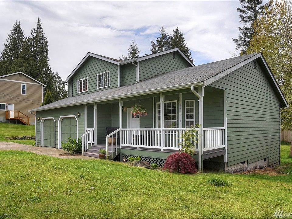 2nd image of 26389 Circle Dr NW