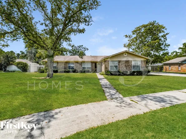 8102 Birds Foot Ln, Jacksonville, FL 32210